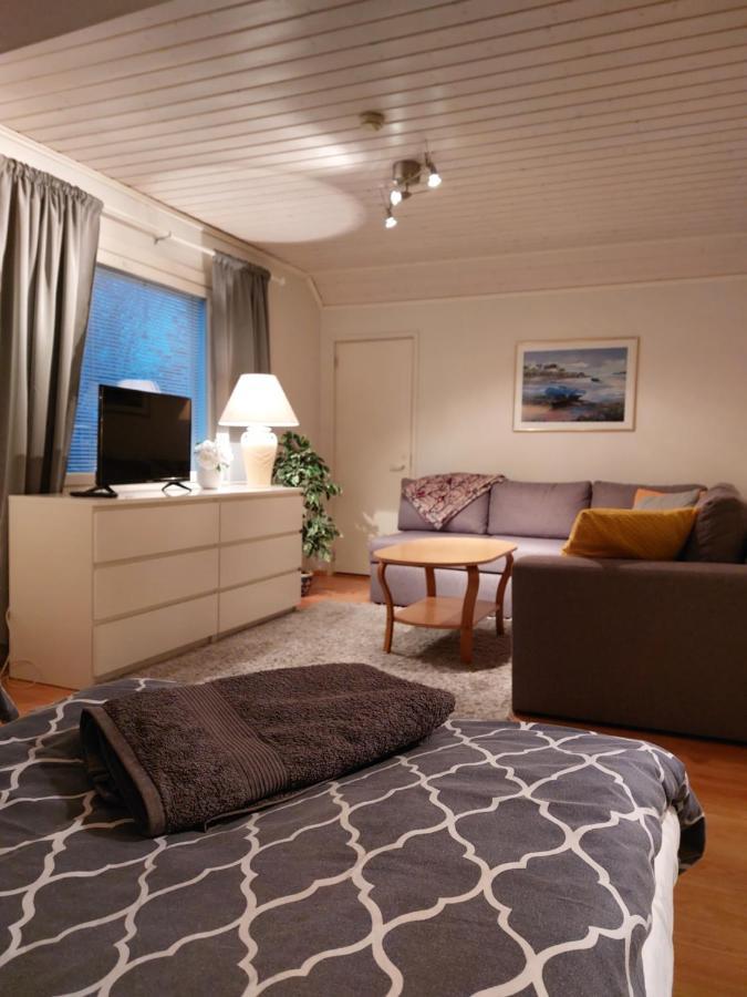 Koskentien Kotimajoitus & Luxury Glamping Apartment Jamsa Exterior photo