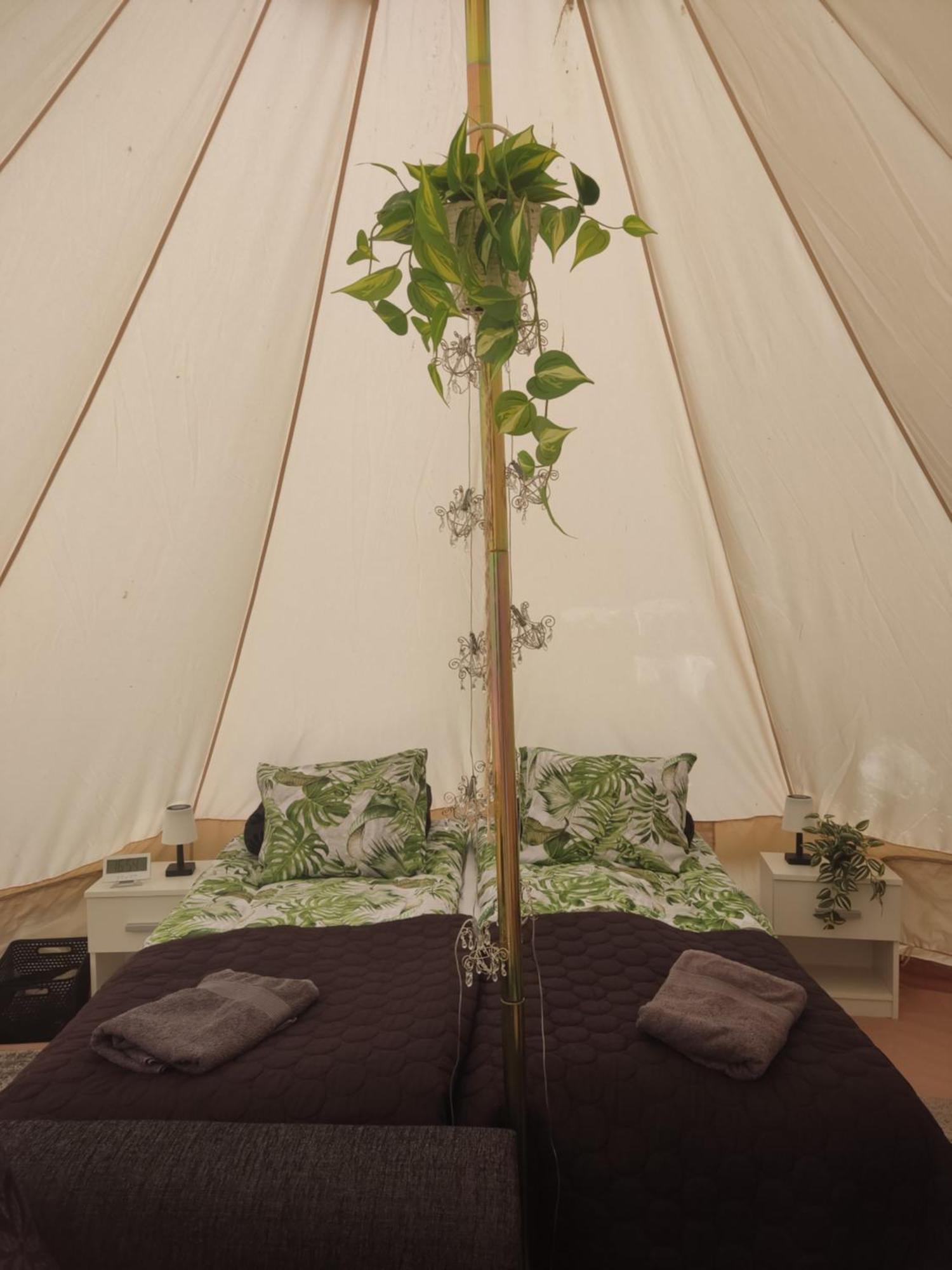 Koskentien Kotimajoitus & Luxury Glamping Apartment Jamsa Exterior photo
