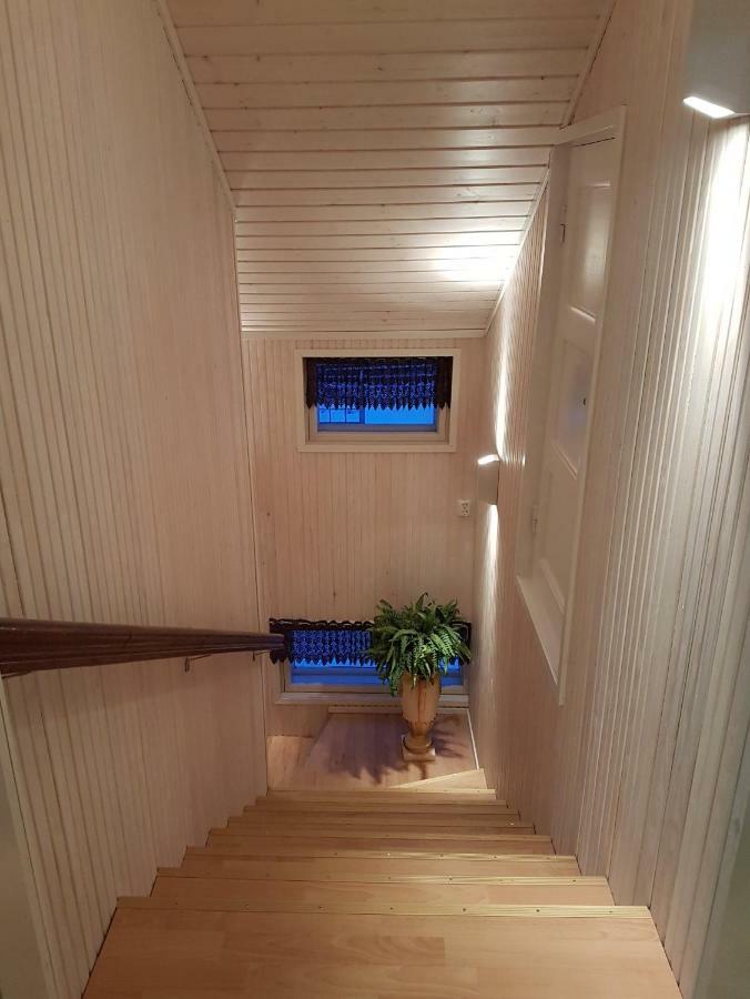 Koskentien Kotimajoitus & Luxury Glamping Apartment Jamsa Exterior photo